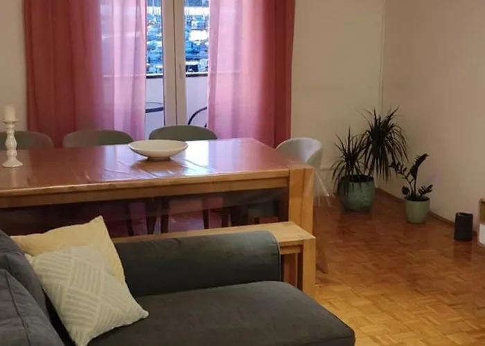 Apartman Ziza Biograd Na Moru